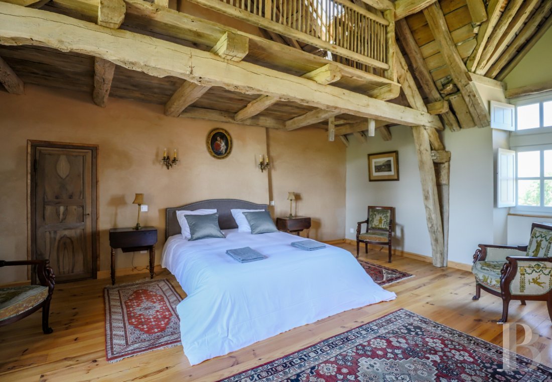A well preserved and fully restored family chateau in Castanet, Tarn-et-Garonne - photo  n°31